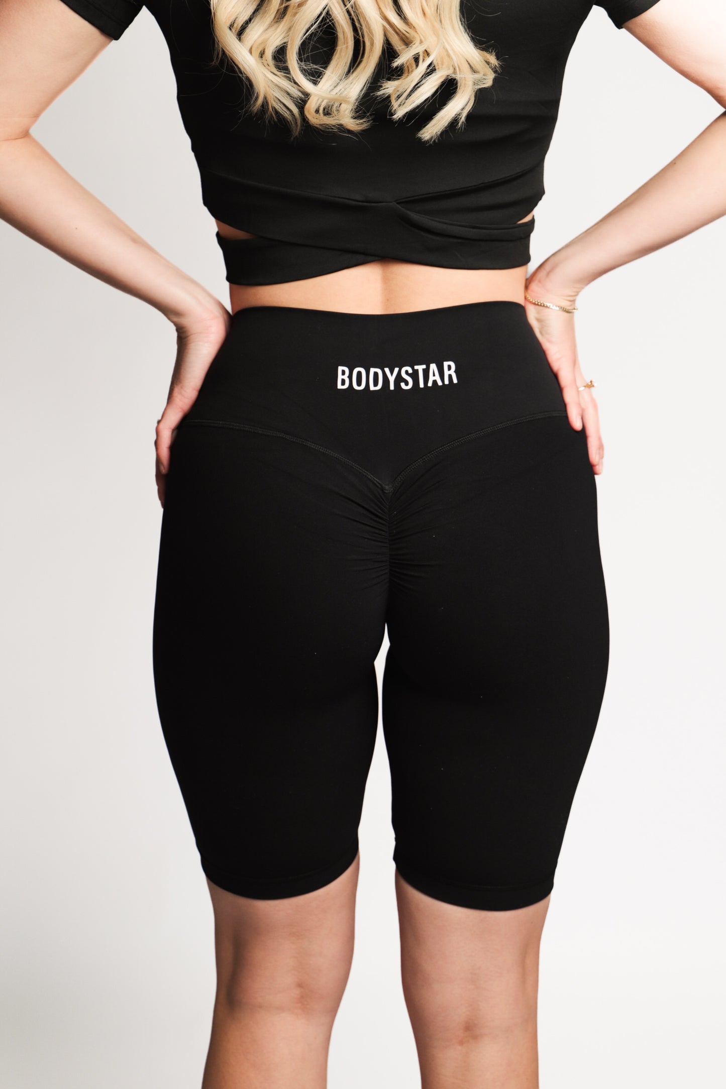 Short pant