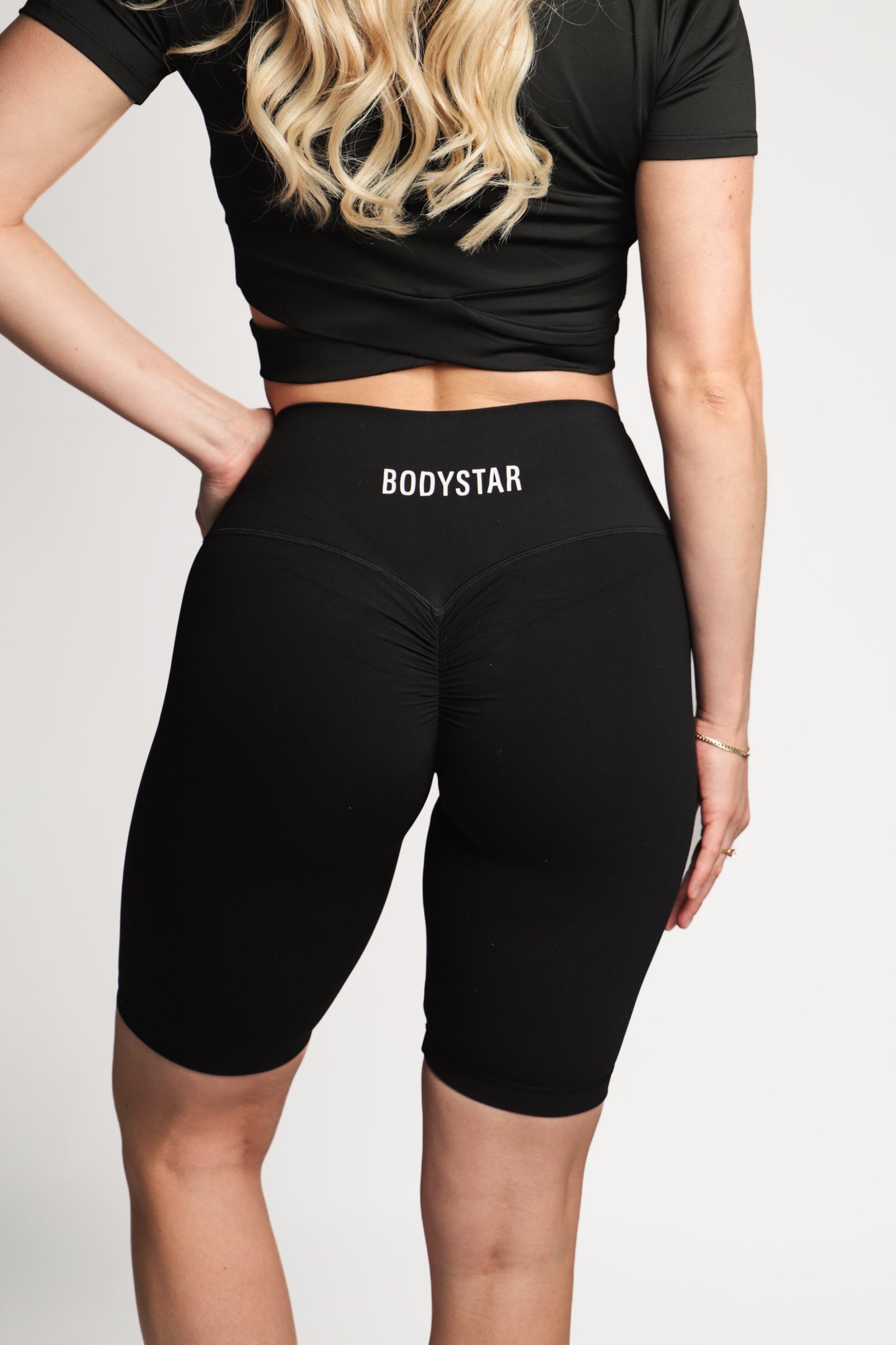 Short pant