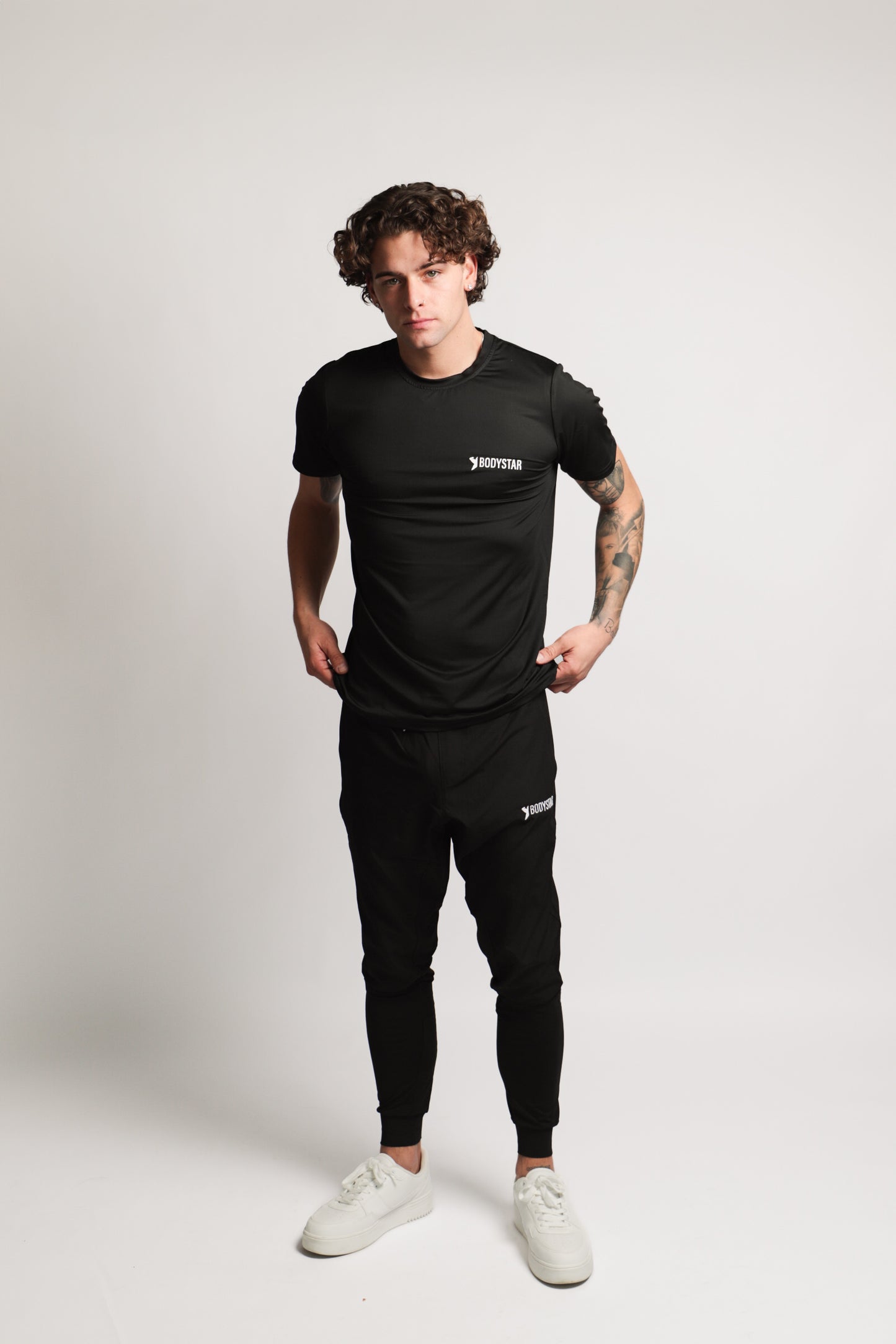 Black T-shirt 100% polyster